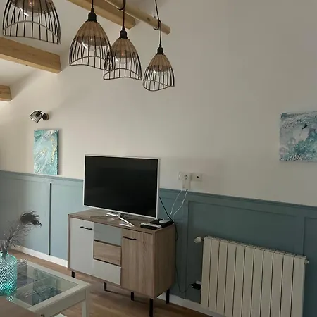 Apartment Neuf Equipe 10 Mn De Nimes Et Du Chu